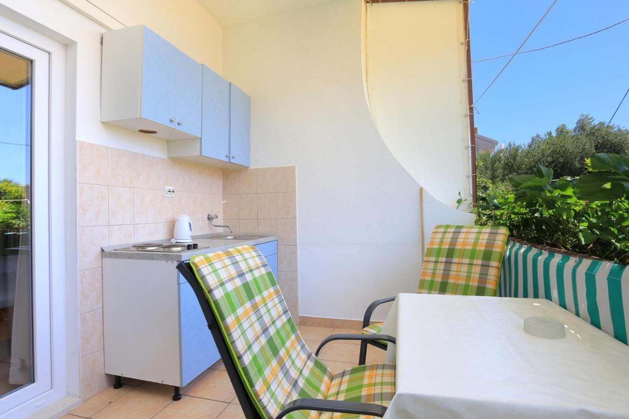 Apartments By The Sea Zivogosce - Blato, Makarska - 1057 Blato  Bagian luar foto