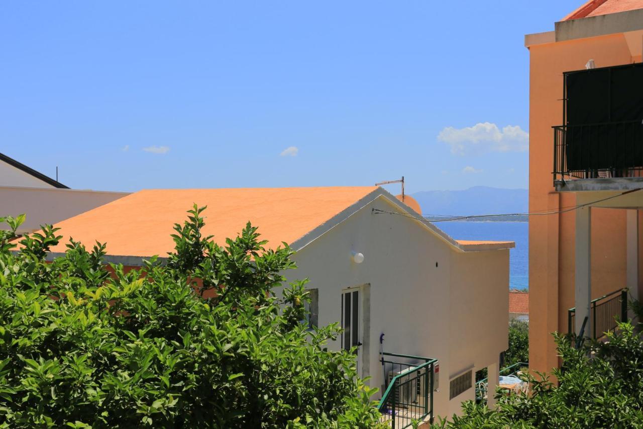 Apartments By The Sea Zivogosce - Blato, Makarska - 1057 Blato  Bagian luar foto
