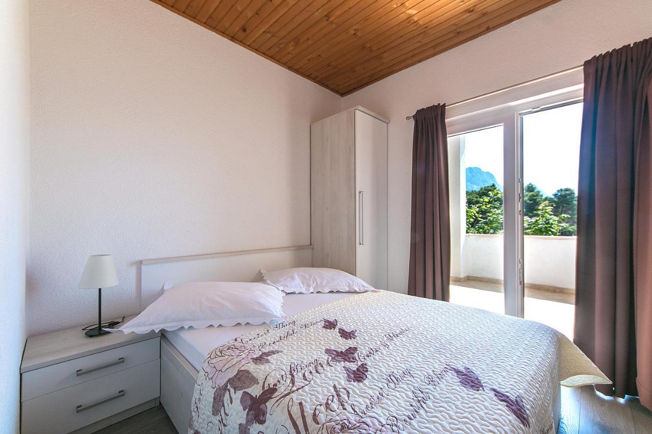 Apartments By The Sea Zivogosce - Blato, Makarska - 1057 Blato  Bagian luar foto
