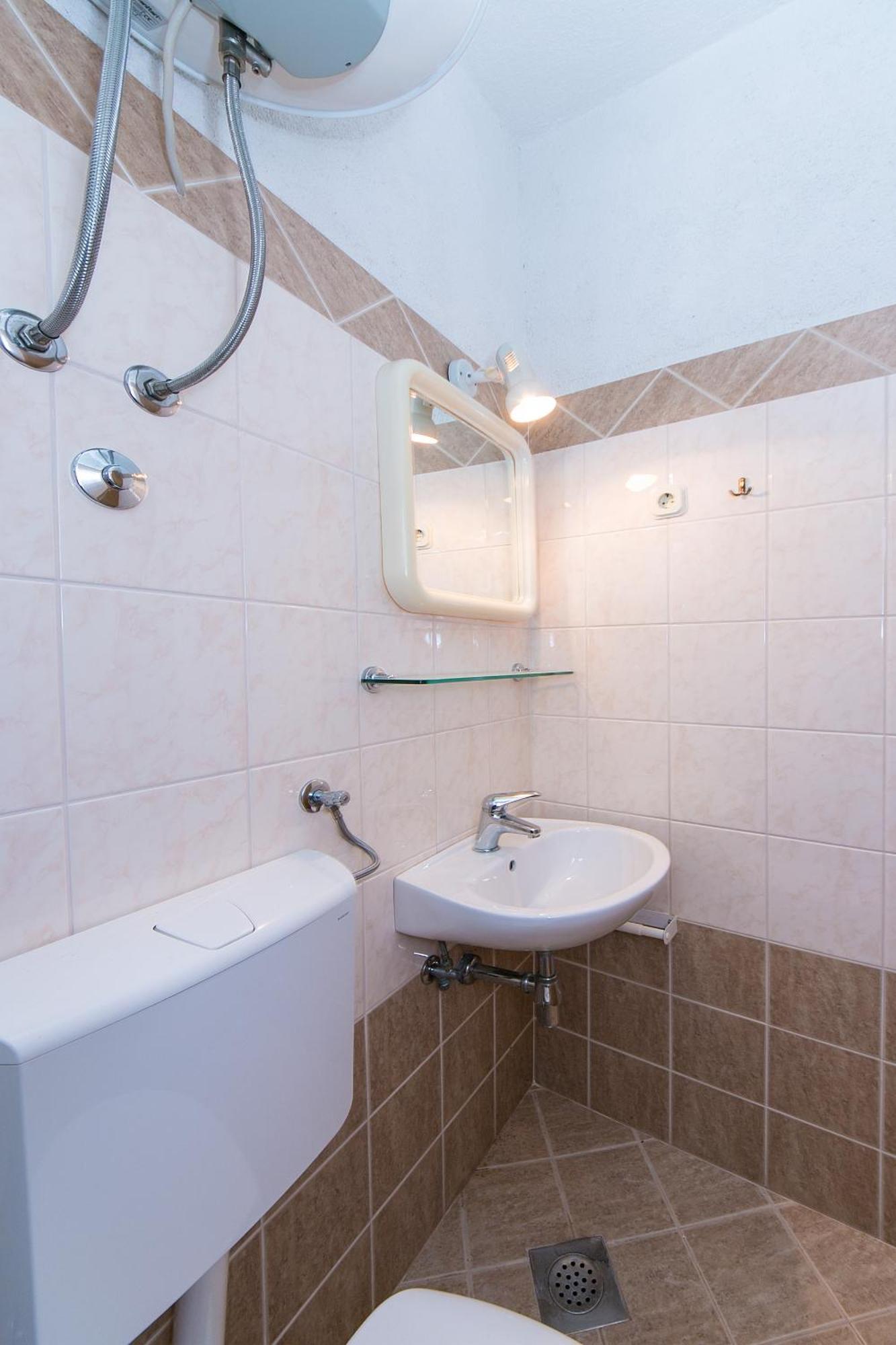 Apartments By The Sea Zivogosce - Blato, Makarska - 1057 Blato  Ruang foto