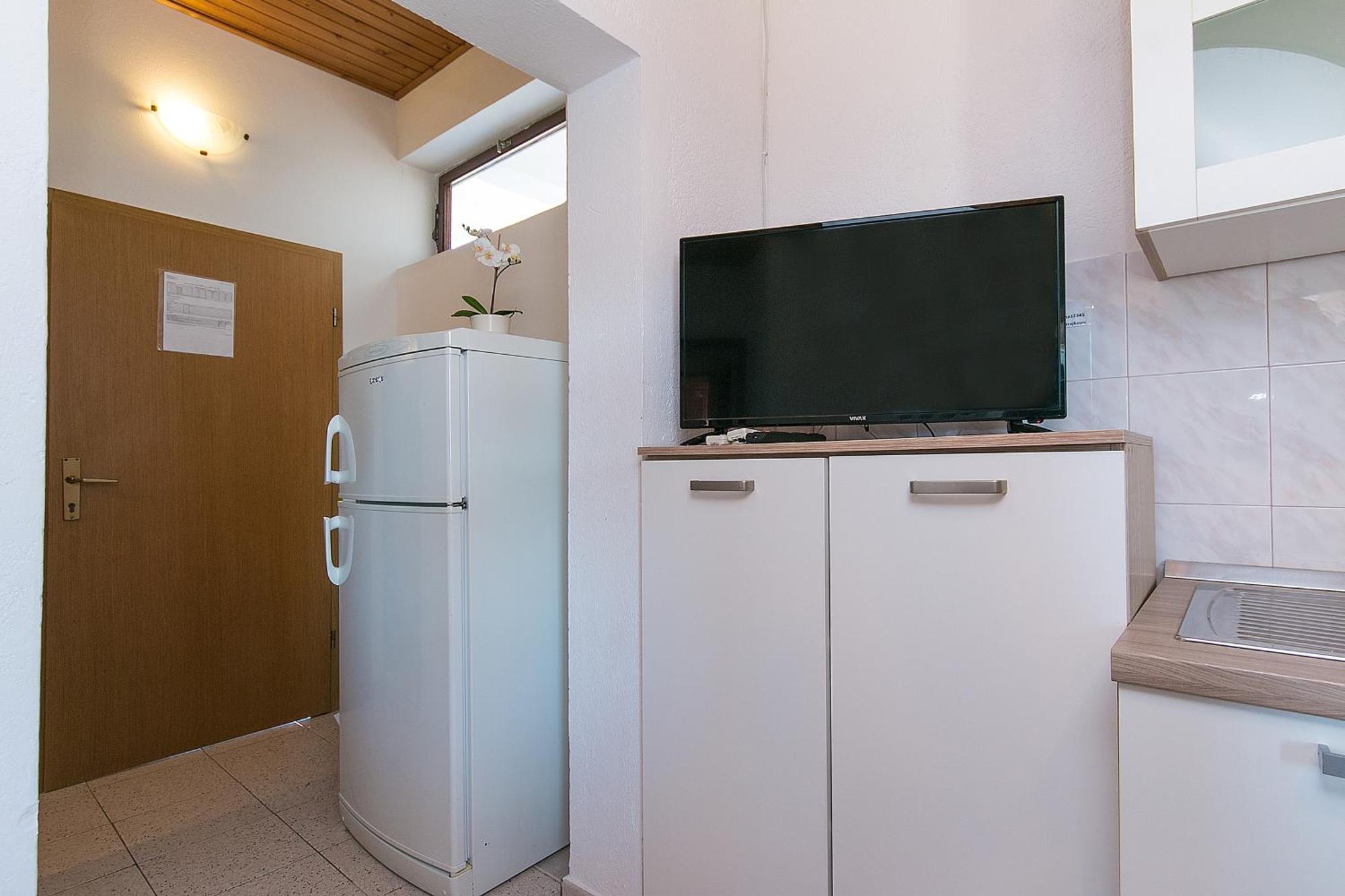Apartments By The Sea Zivogosce - Blato, Makarska - 1057 Blato  Ruang foto