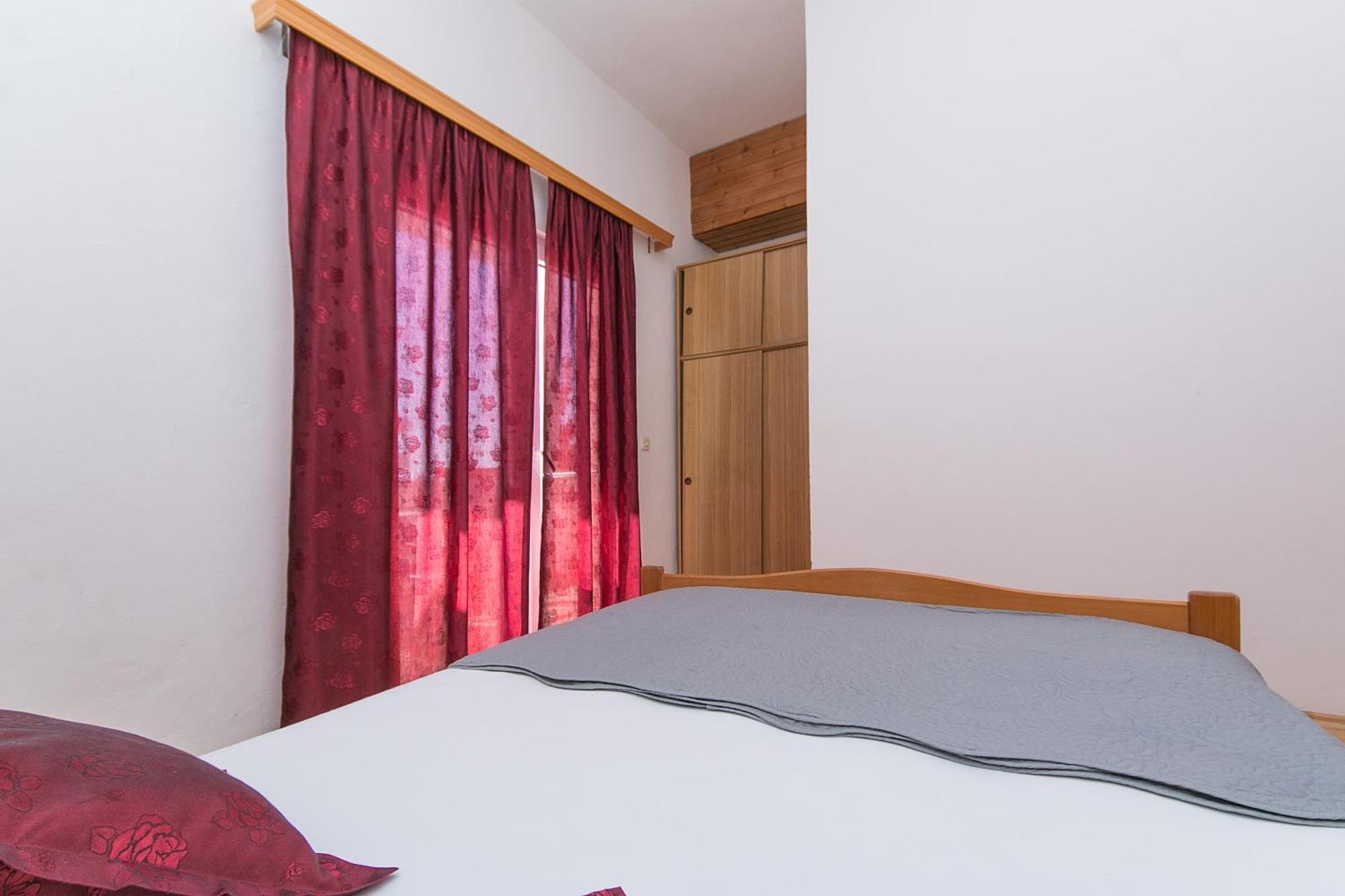 Apartments By The Sea Zivogosce - Blato, Makarska - 1057 Blato  Ruang foto