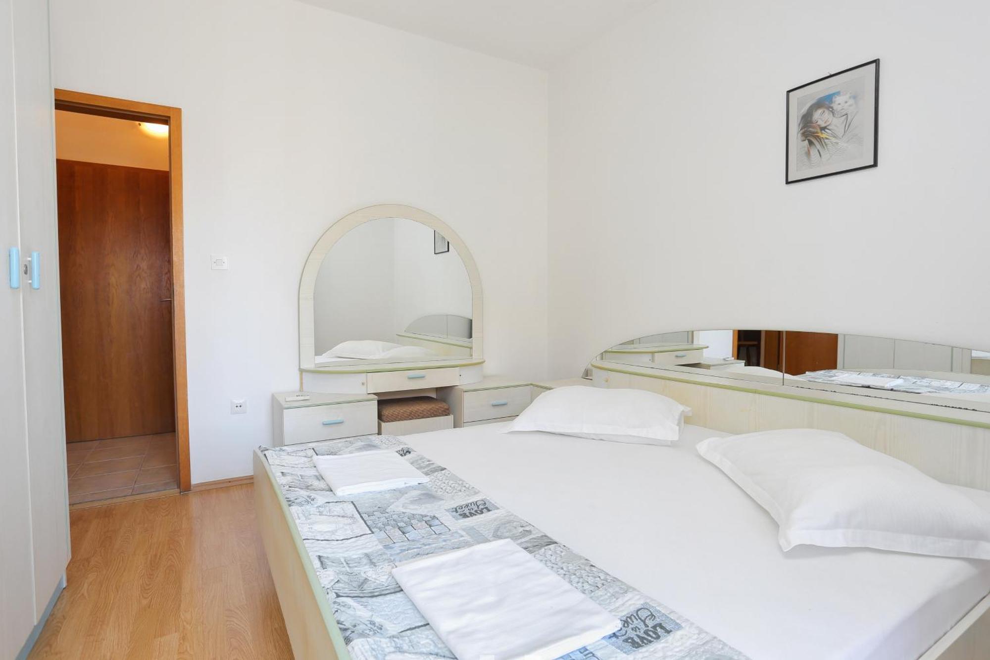 Apartments By The Sea Zivogosce - Blato, Makarska - 1057 Blato  Ruang foto